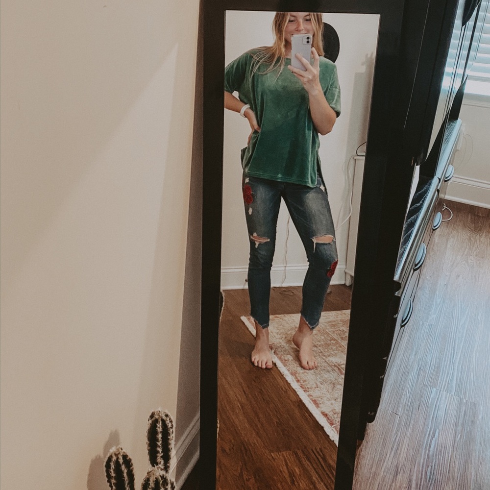 Rose Embroidered Skinny Jeans